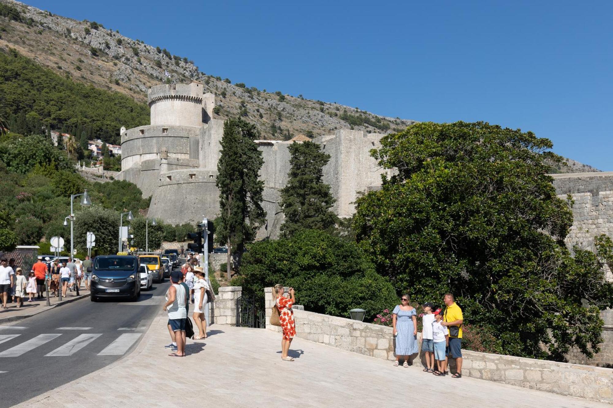 Seistanca Lux -Old City Entrance Dubrovnik Kültér fotó
